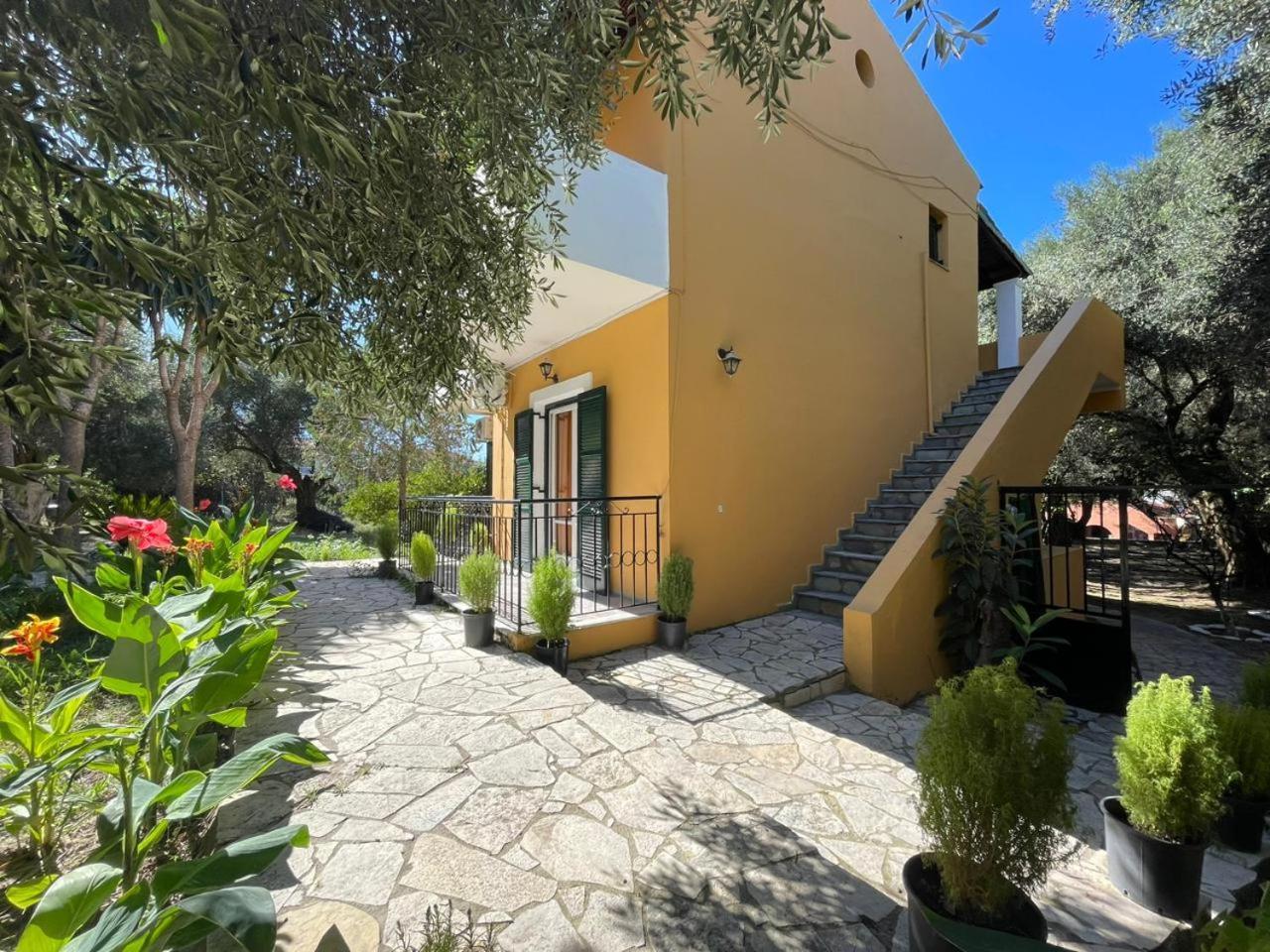 Katerina Apartments Agios Georgios Pagon Exterior foto